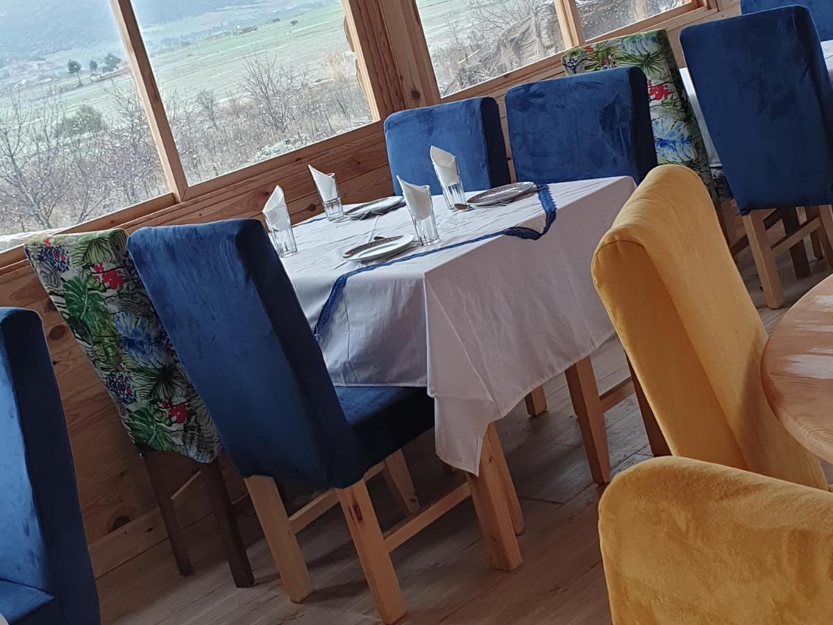 Ferme D'Hote La Vallee Azrou Buitenkant foto