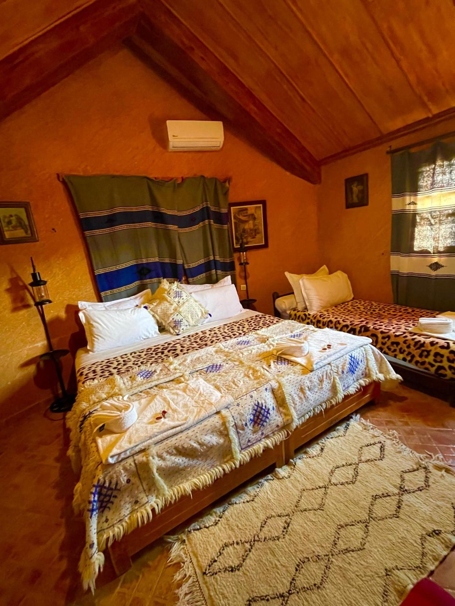 Ferme D'Hote La Vallee Azrou Buitenkant foto
