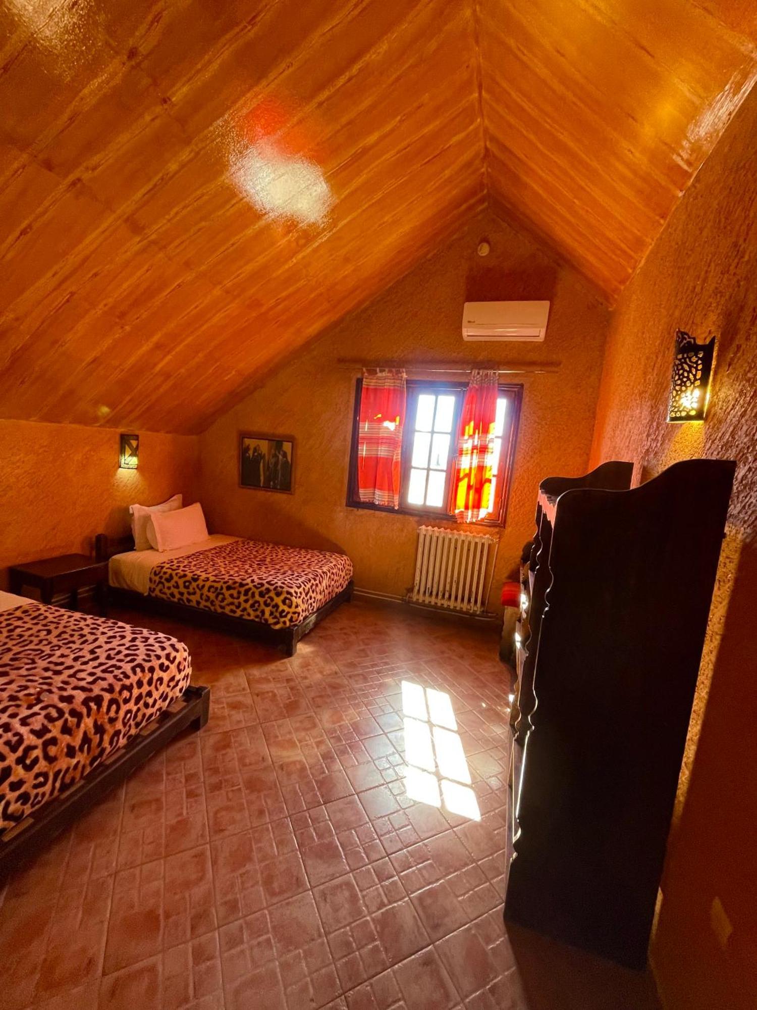 Ferme D'Hote La Vallee Azrou Buitenkant foto