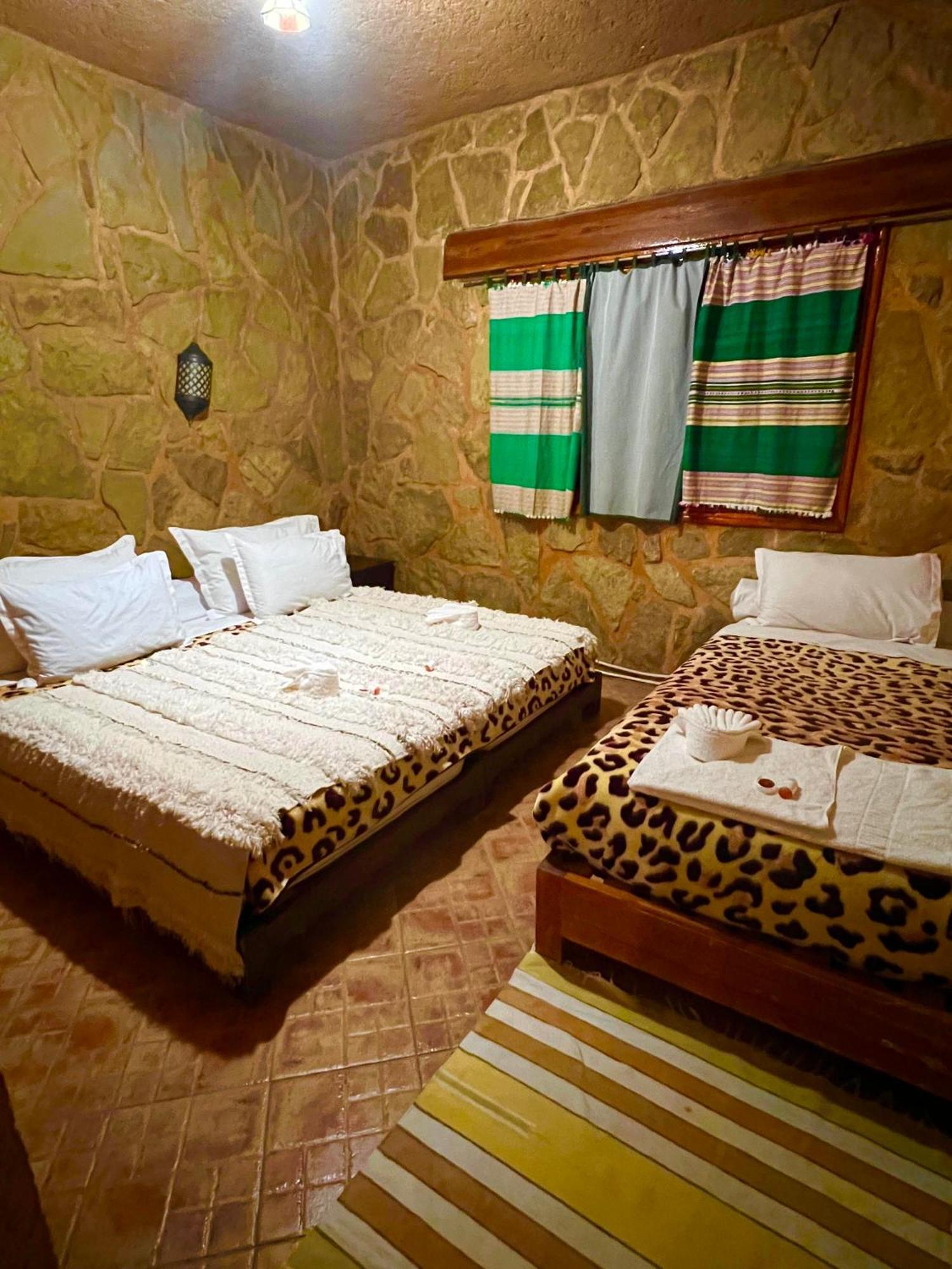 Ferme D'Hote La Vallee Azrou Buitenkant foto